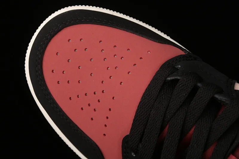 All categories Air Jordan Jordan series basketball shoes Air Jordan 1 Mid G version pure original Air Jordan 1 Mid AJ1 Joe 1 red bean milk tea mid-top basketball shoes BQ6472-202